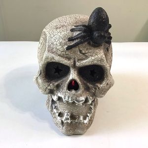 Halloween Skull & Tarantula Spider Decoration Silver Teeth Light Up Spooky 8”H